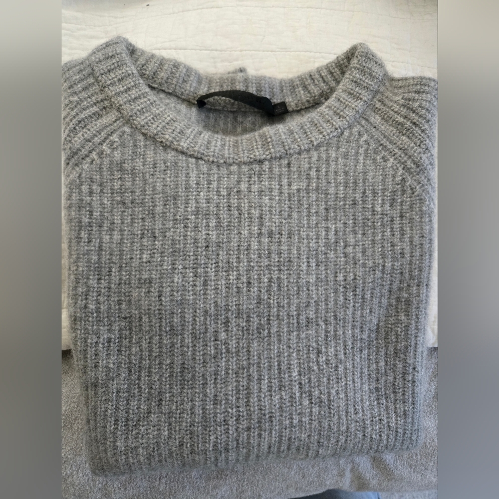 Jenni Kayne Heather Gray Fisherman Cashmere Crew Neck Sweater - L